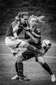 Bild 2927 - B-Juniorinnen Pokalfinale VfL Oldesloe - Holstein Kiel : Ergebnis: 0:6